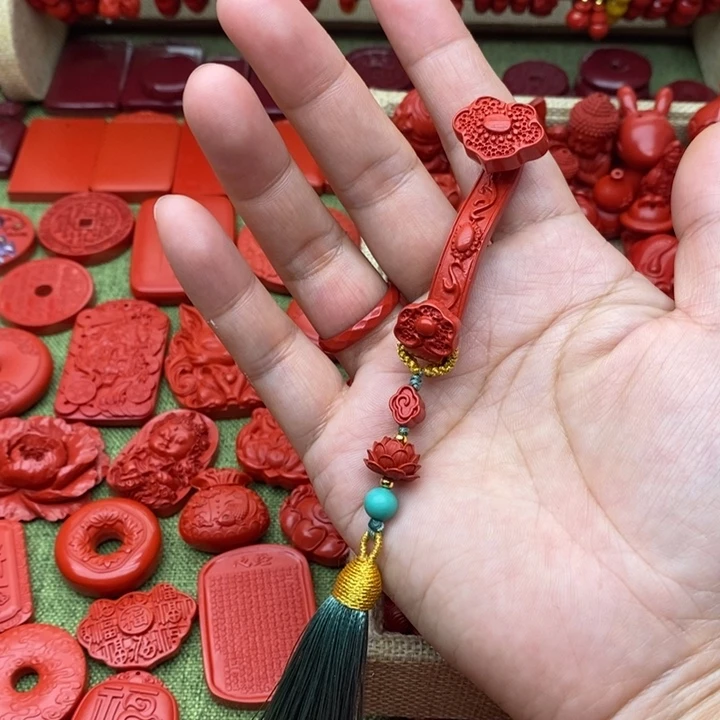 天然辰砂如意手把件