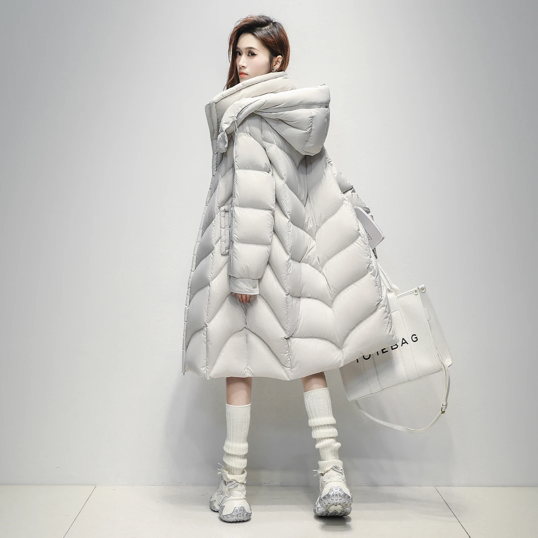 过膝长款鹅绒羽绒服女2025冬季新款高充绒量蓬松时尚保暖加厚外套