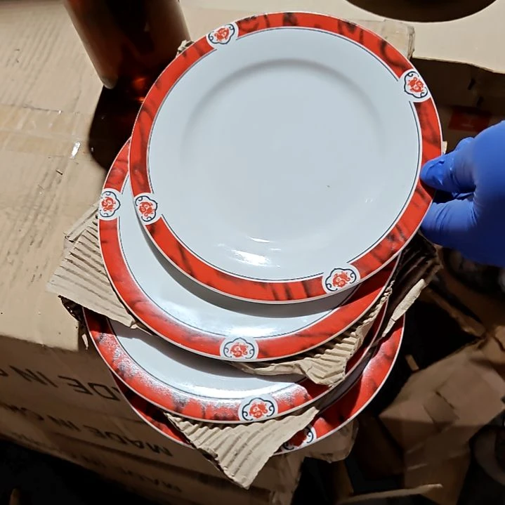 瓷片陶瓷盘子碗啥都有