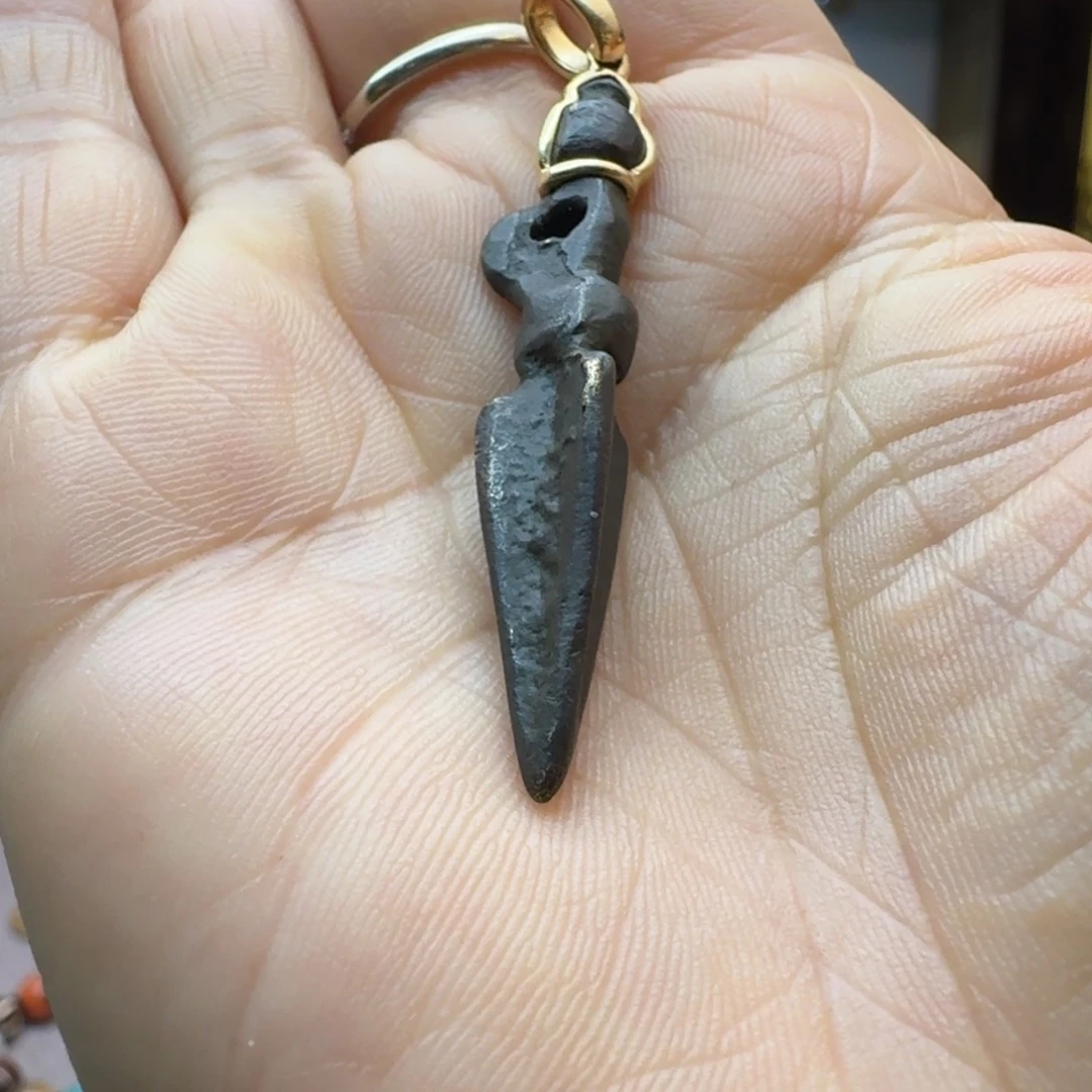 J**1藏传元素搭配设计