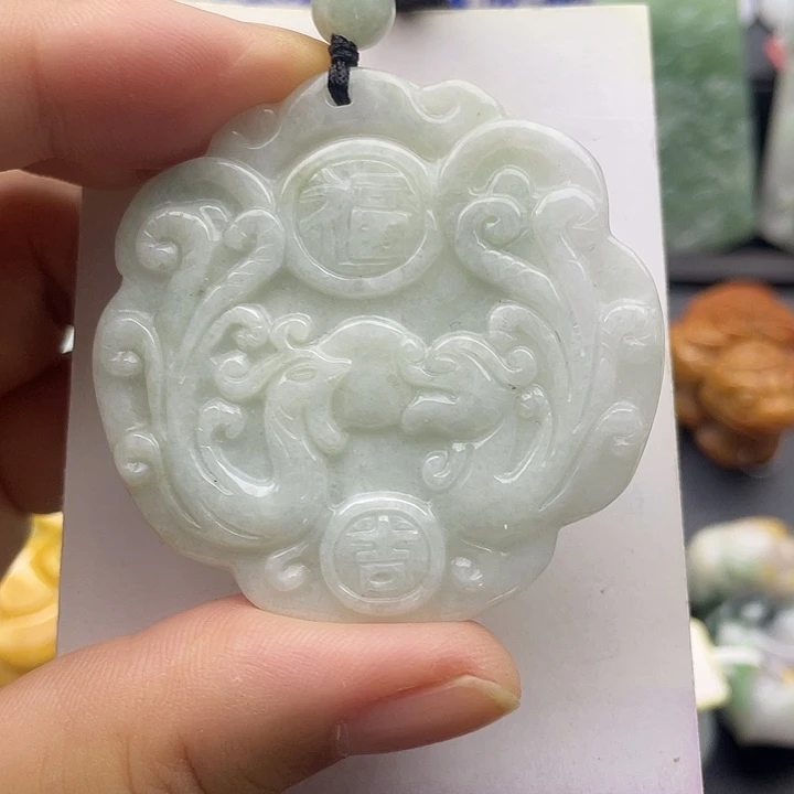 翡翠未镶嵌颈饰天然翡翠