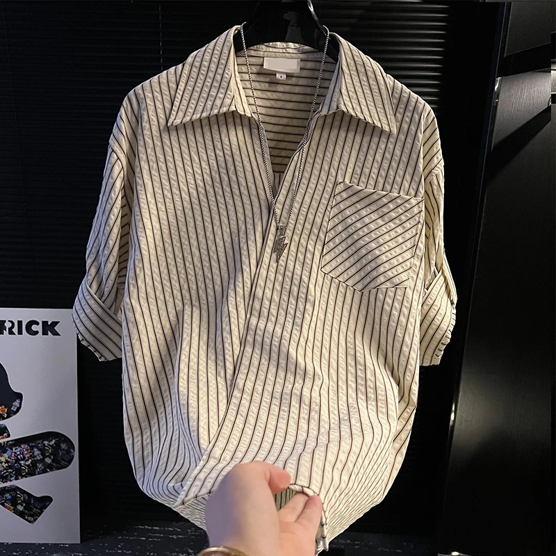 HN-夏季轻奢条纹设计经典百搭高级感翻领衬衫男