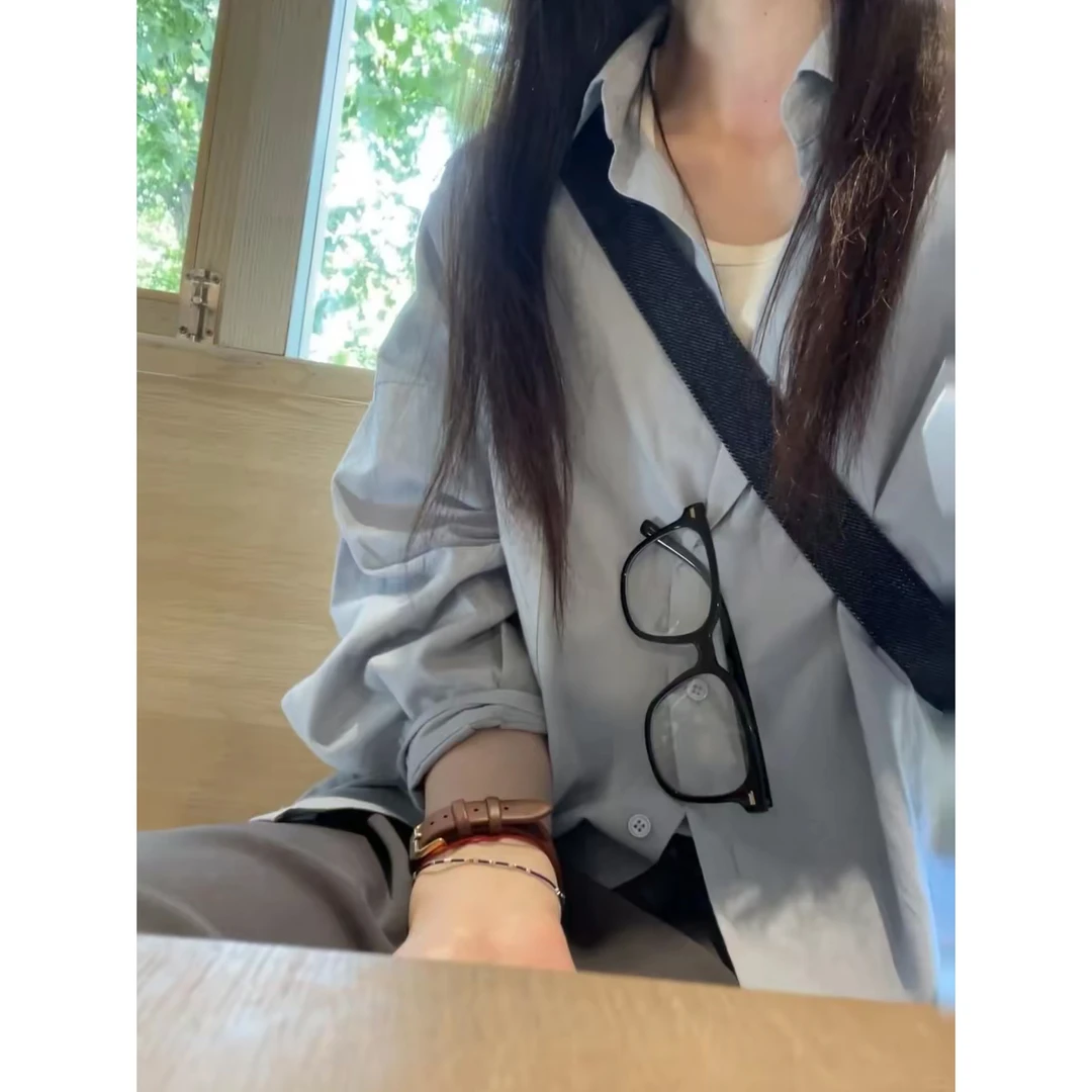 2025早秋新款减龄薄款蓝色衬衫女气质通勤显瘦百搭开衫外套设计感