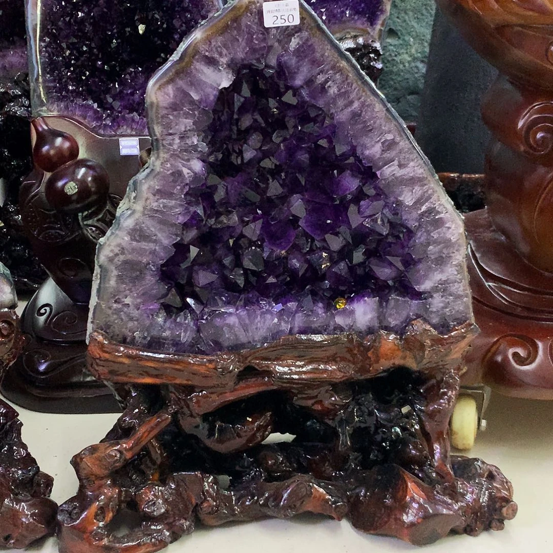 水晶未镶嵌大型摆件（非配饰）朱