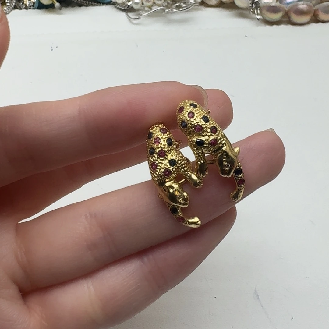 耳饰未镶嵌红宝石