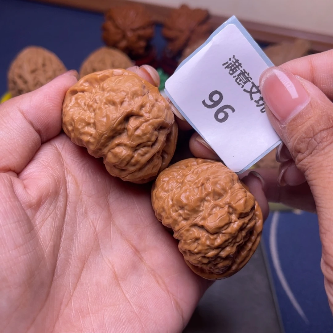 吊坠文玩核桃42肉蛙蛙96
