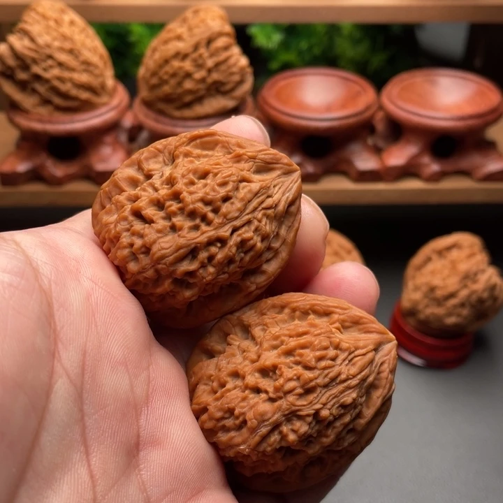 把件文玩核桃南疆石