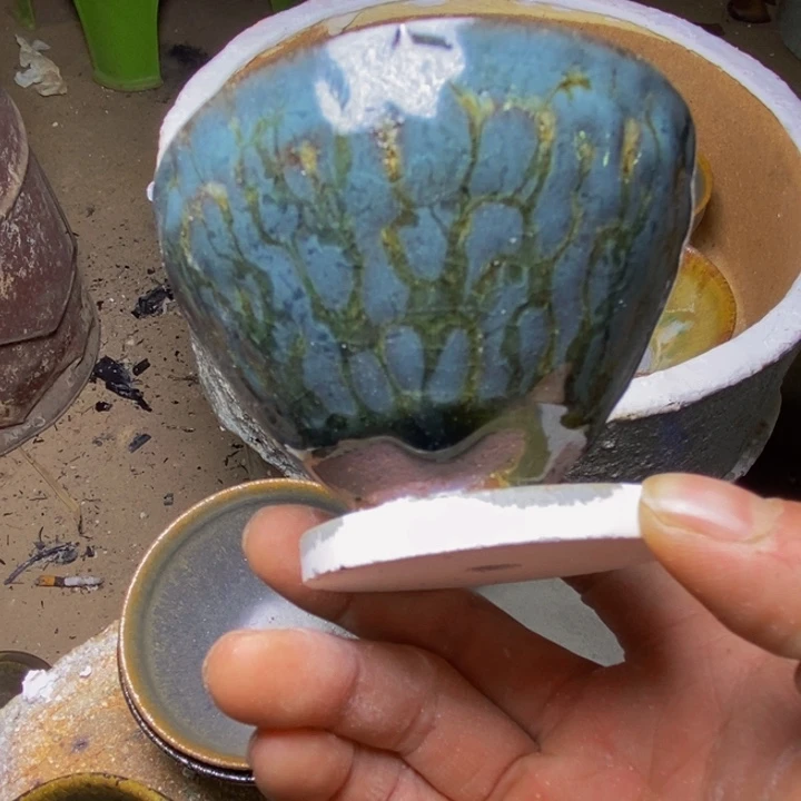 茶盏白**易你是我的眼里有