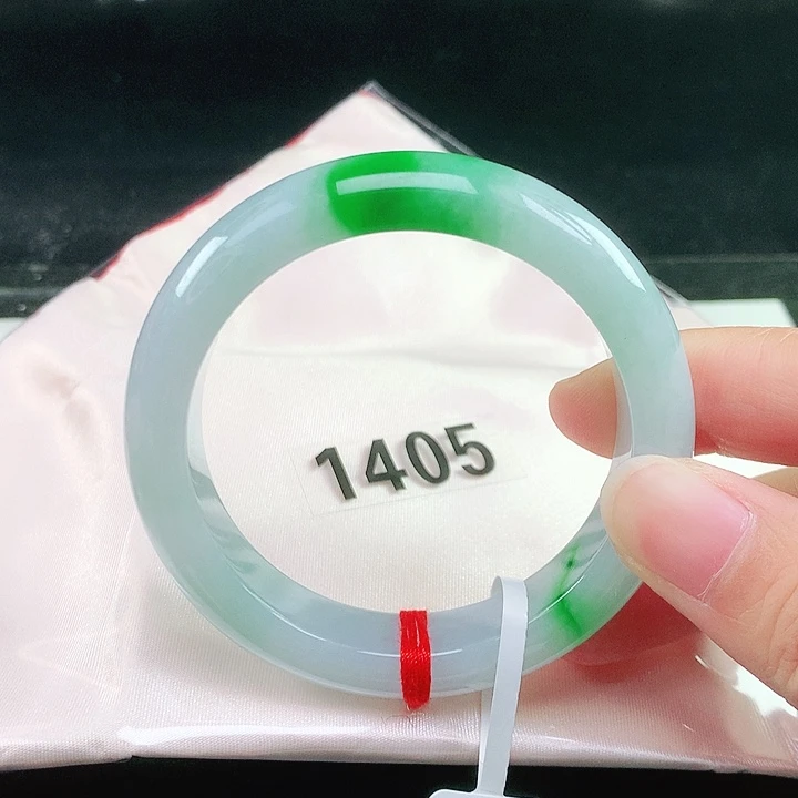 未镶嵌手镯翡翠翡翠手镯