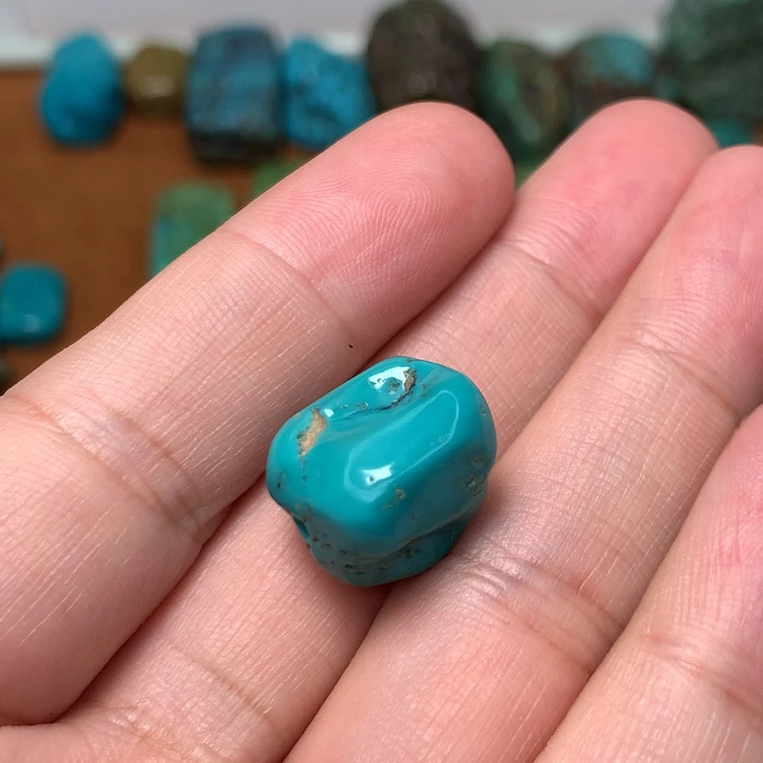 沁***瑶绿松石未镶嵌颈饰