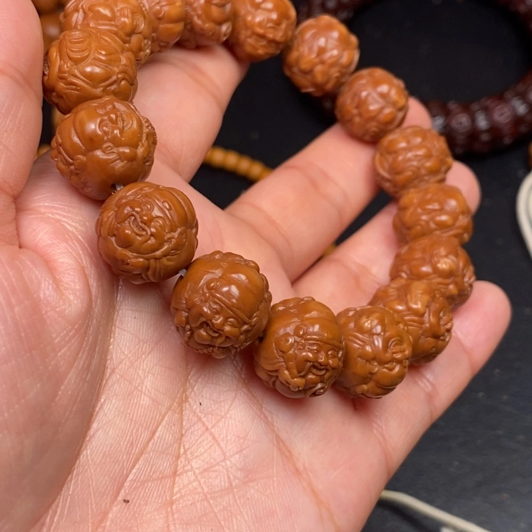 吊坠猴头核桃橄榄猴头