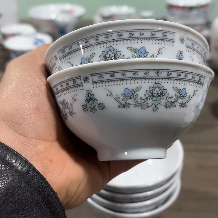 陶指定五公分10.5公分，米饭碗，米饭碗两个