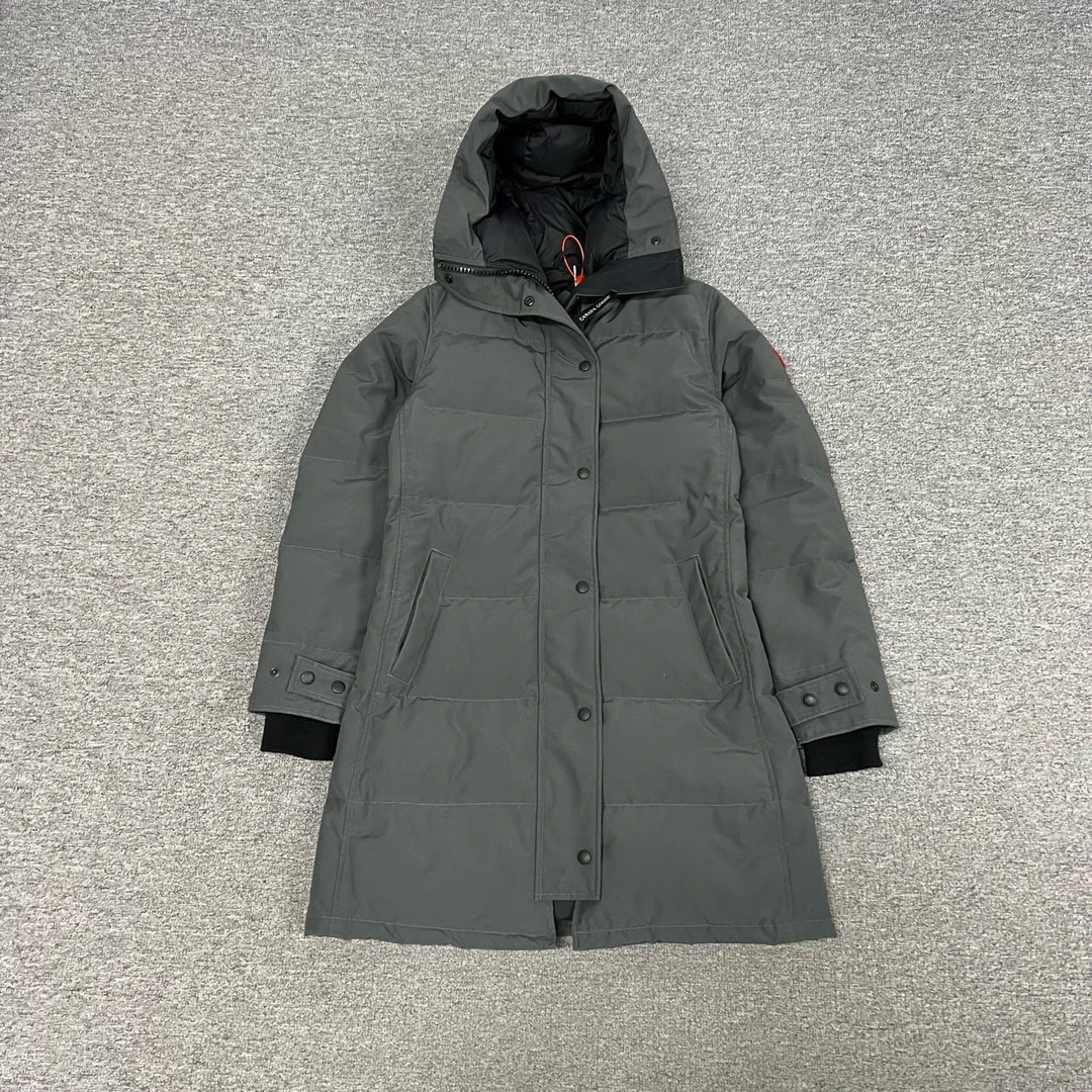 99新 加拿大鹅 石灰色 连帽 羽绒服 s码