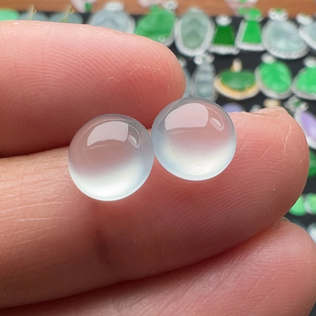 翡翠颈饰未镶嵌蛋7.6