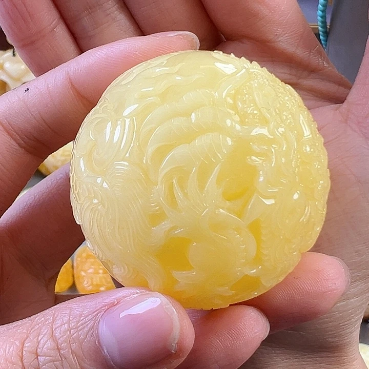 蜜蜡颈饰未镶嵌国*蜜蜡