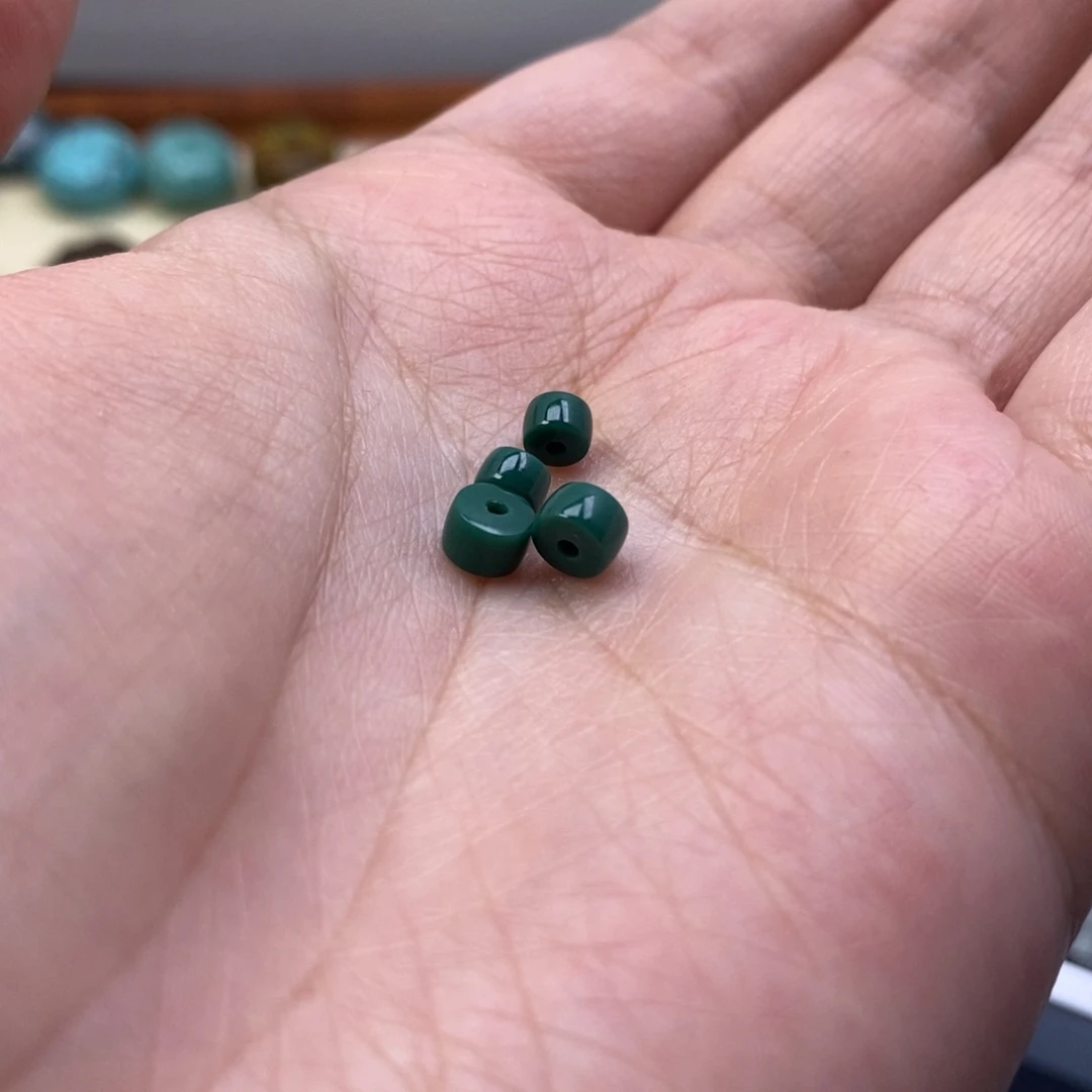 呼***噜未镶嵌绿松石珠宝半成品
