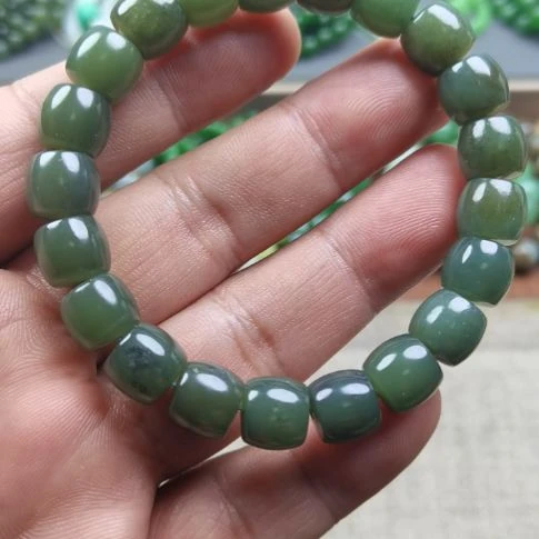 和田玉未镶嵌手链