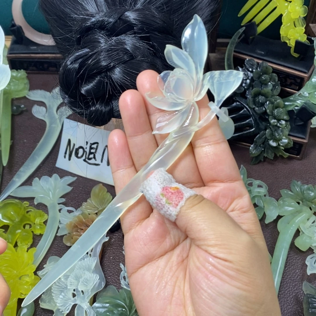 湘***蛇纹石玉未镶嵌发饰