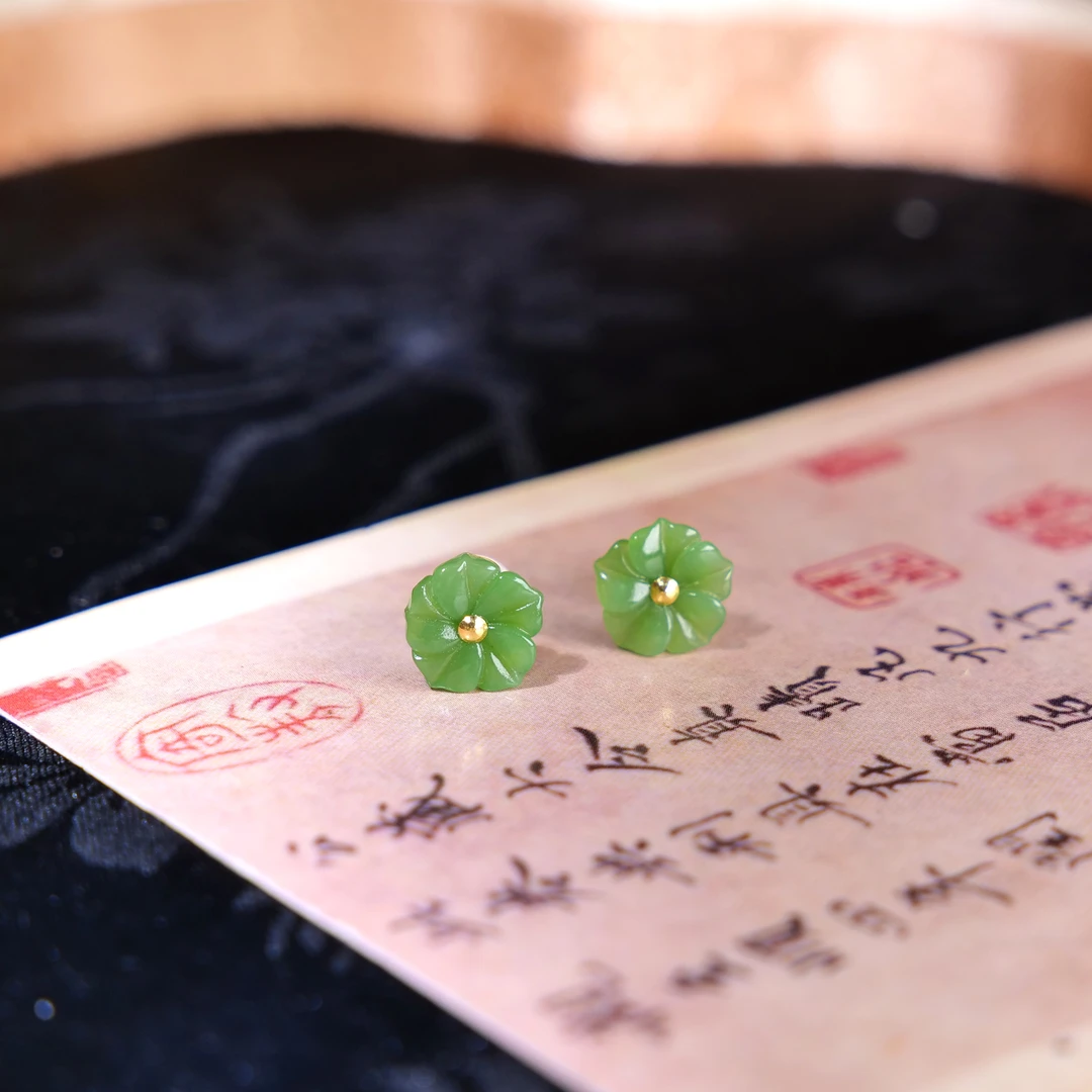 【小雨来了】18K金镶碧玉樱花耳钉