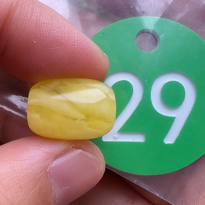 未镶嵌蜜蜡裸石微瑕11.2m m