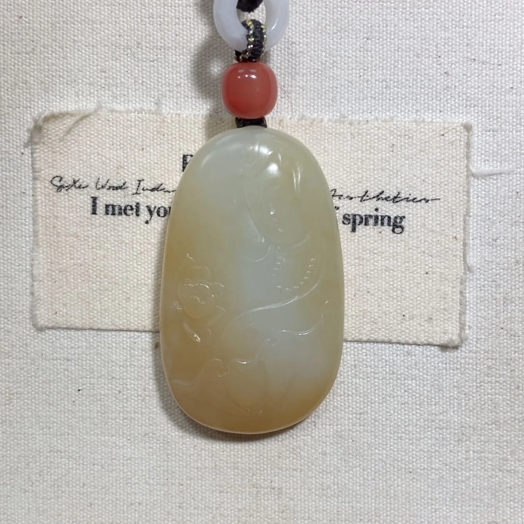 和田玉（糖玉）颈饰未镶嵌