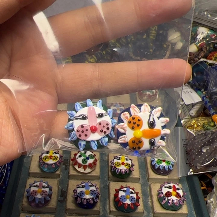 琉璃非金属7625       1包佩奇