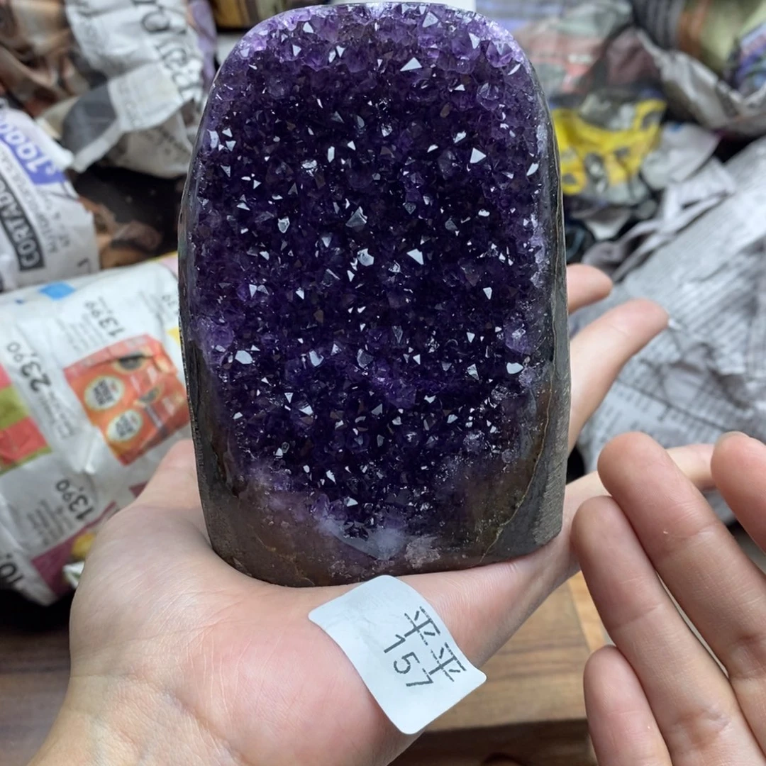 紫晶未镶嵌大型摆件（非配饰）