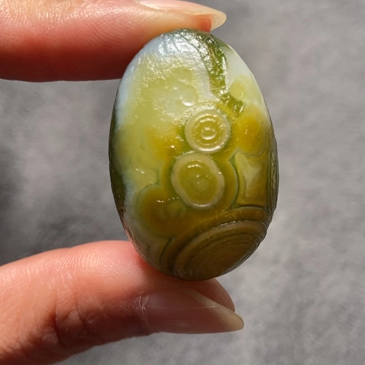 玛瑙/玉髓未镶嵌珠宝奇石