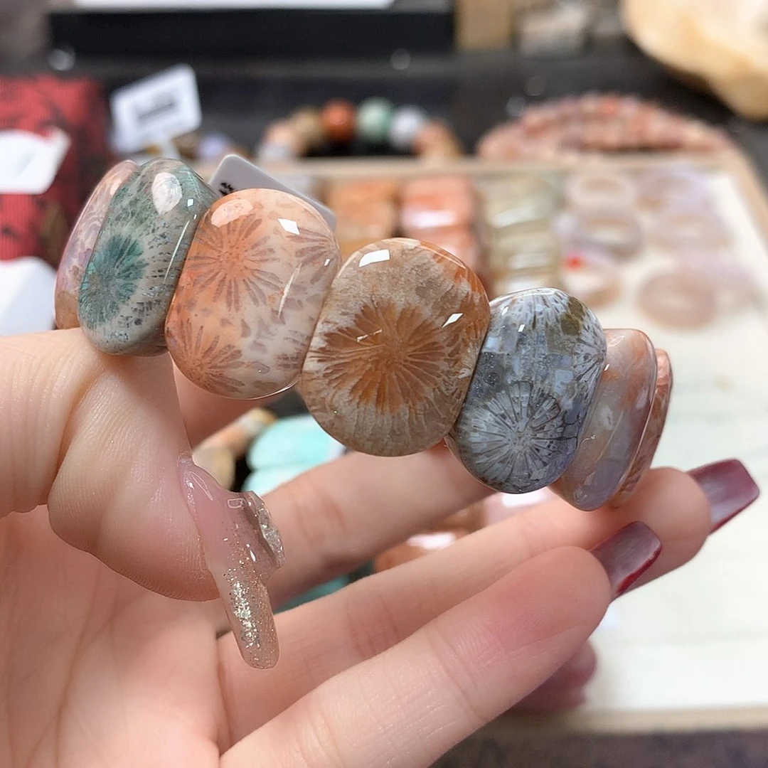 硅化珊瑚（珊瑚玉）手链未镶嵌小***游725