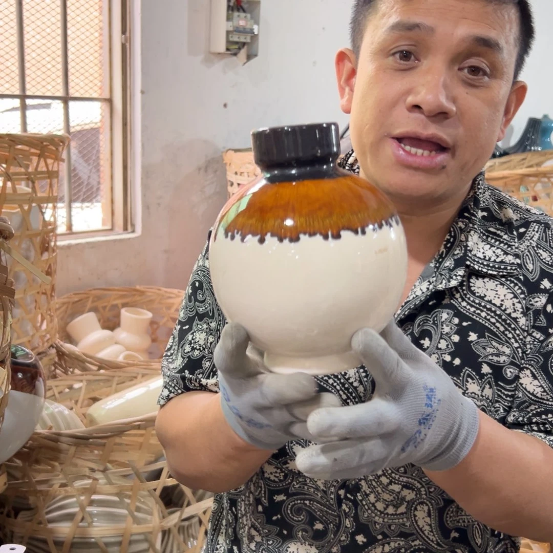 摆件70 号高中低温陶瓷工艺瓶（部分微瑕）