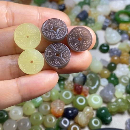 和田玉配件未镶嵌