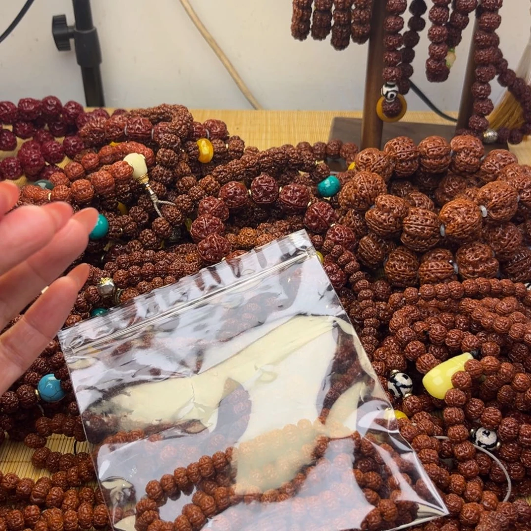 轰***烈六瓣机刷玉化包浆108颗手串老树王