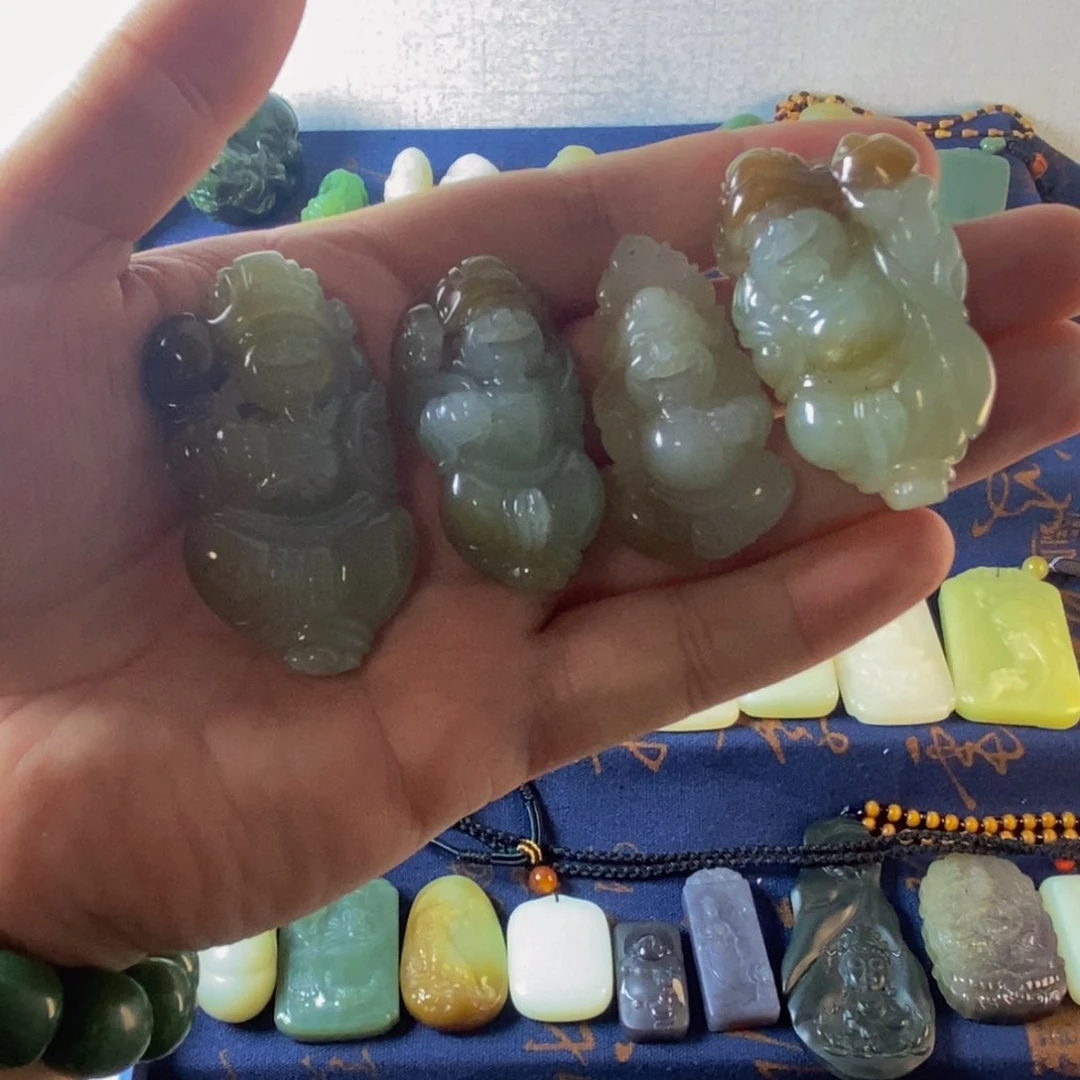 未镶嵌和田玉挂件