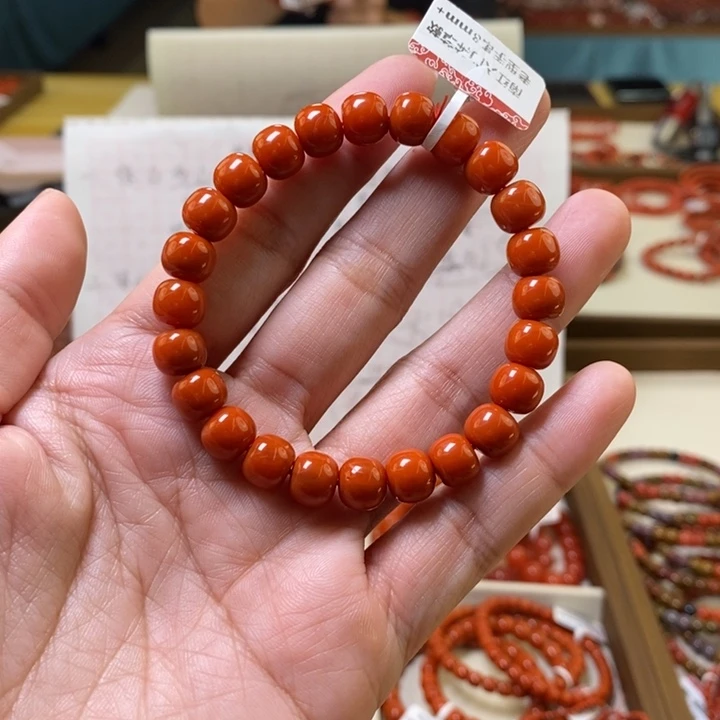 未镶嵌卡8+南红玛瑙