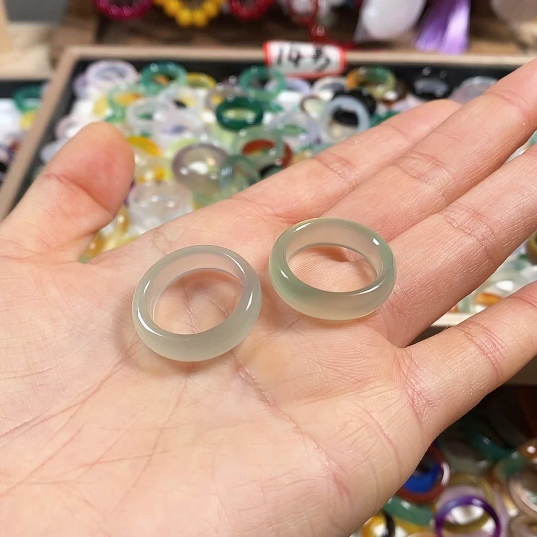 玛瑙/玉髓戒指未镶嵌E***?