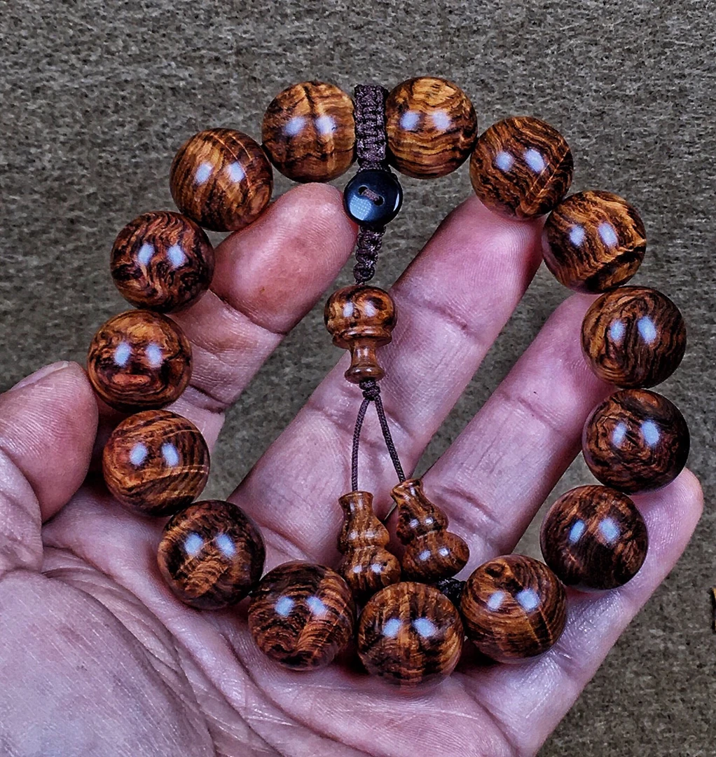 海黄千年油梨老料规格1.5虎皮纹水波油性足重量30.6 克