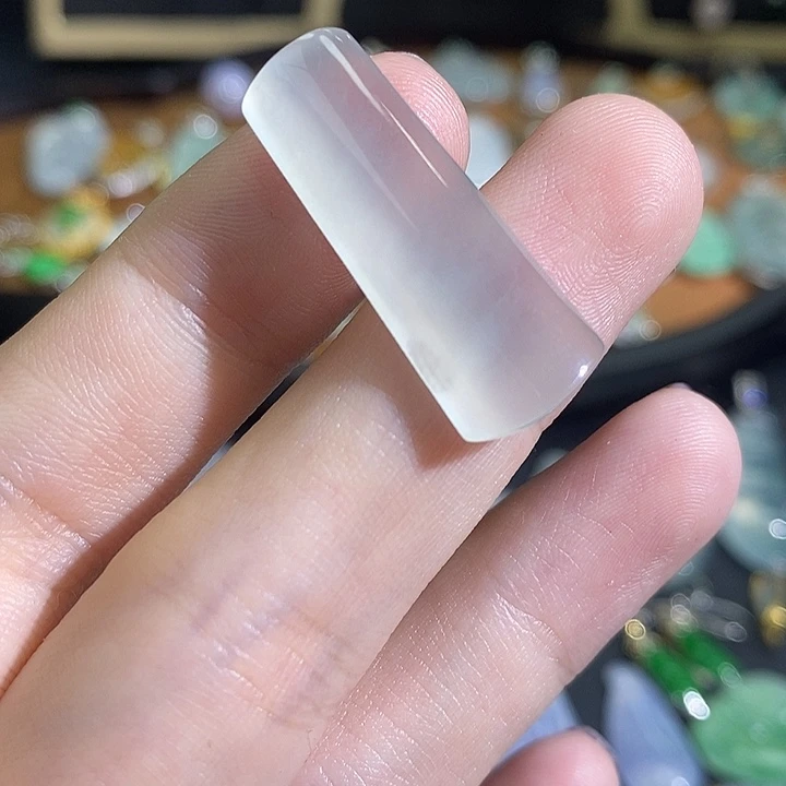 翡翠未镶嵌戒指冰胶无事牌