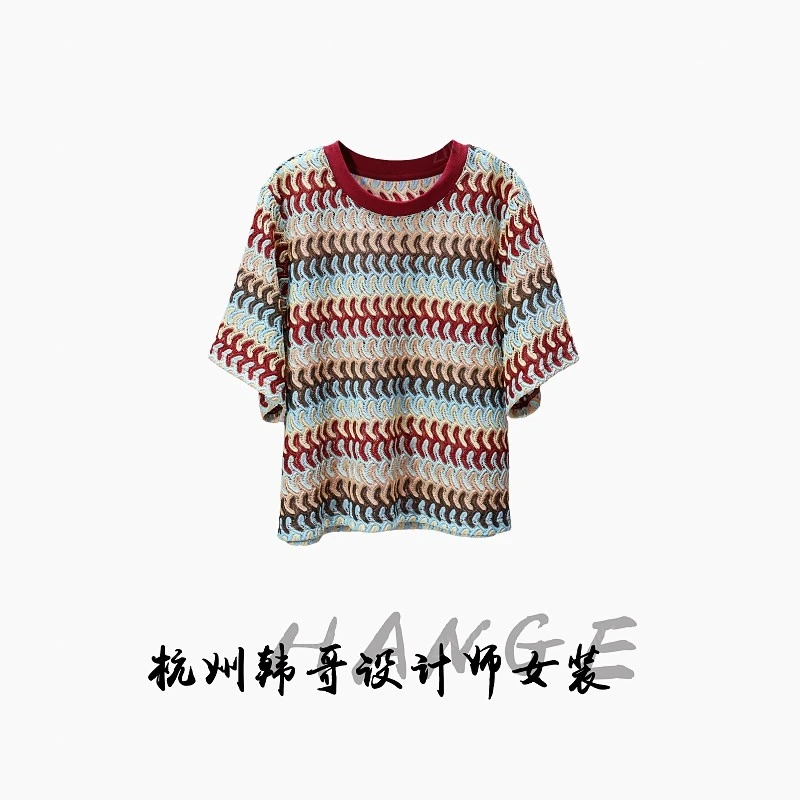 【韩哥女装】欧版设计小众多巴胺彩色条纹镂空时尚休闲短袖9662