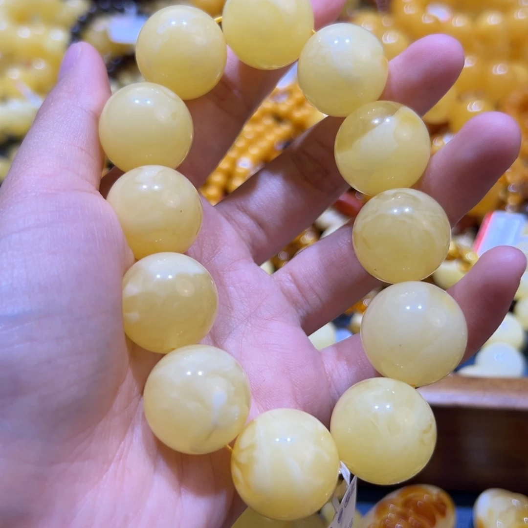 未镶嵌琥珀珠宝奇石