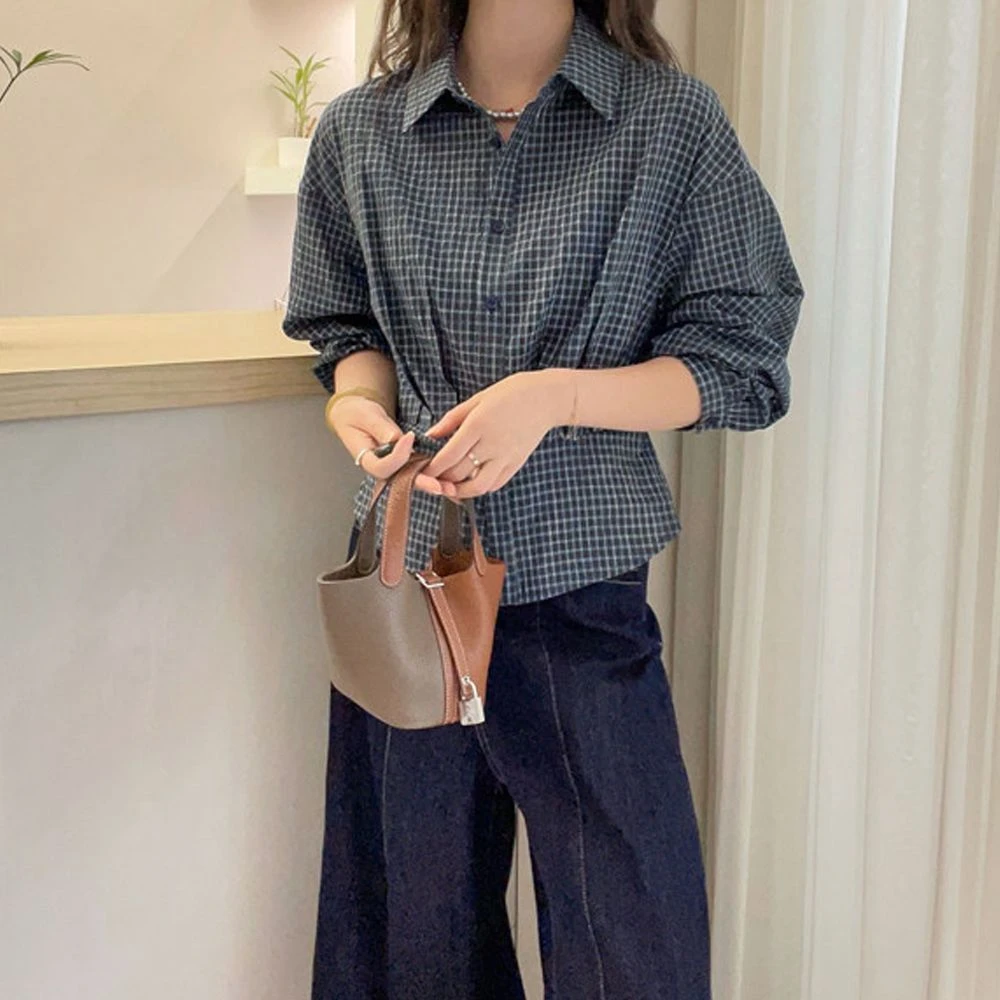 秋季新款棉质Polo领长袖格子衬衫女收腰设计感开衫休闲百搭衬衣潮