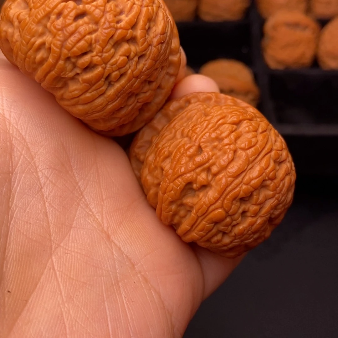 文玩核桃吊坠秦岭野生核桃