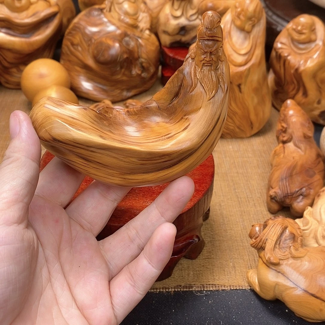 柏木（崖柏）用****鼎一物一图