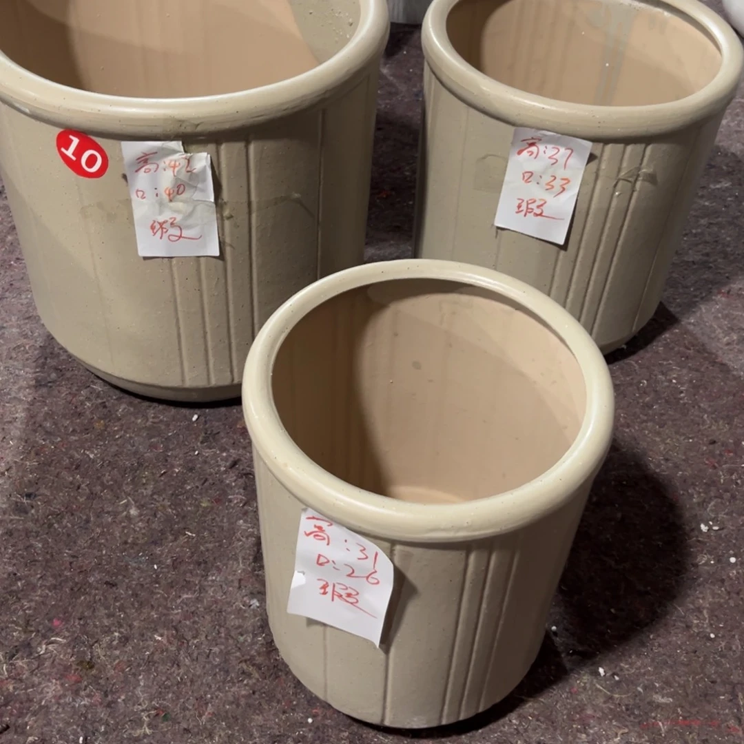 卡其条纹一套三个花盆