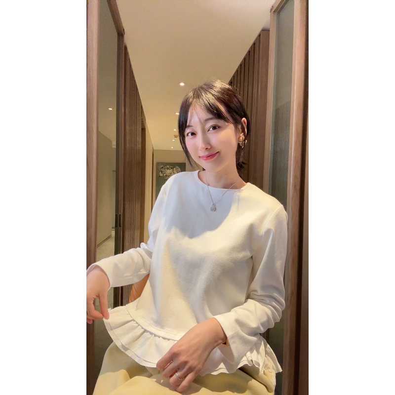 【张静芝】荷叶花边拼接长袖T恤