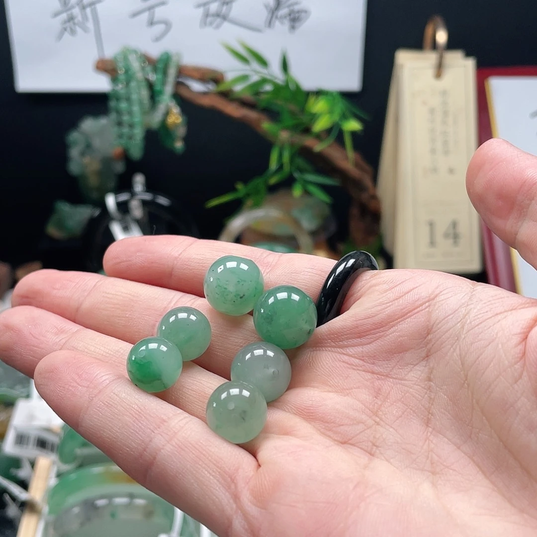 未镶嵌吊坠石英质玉
