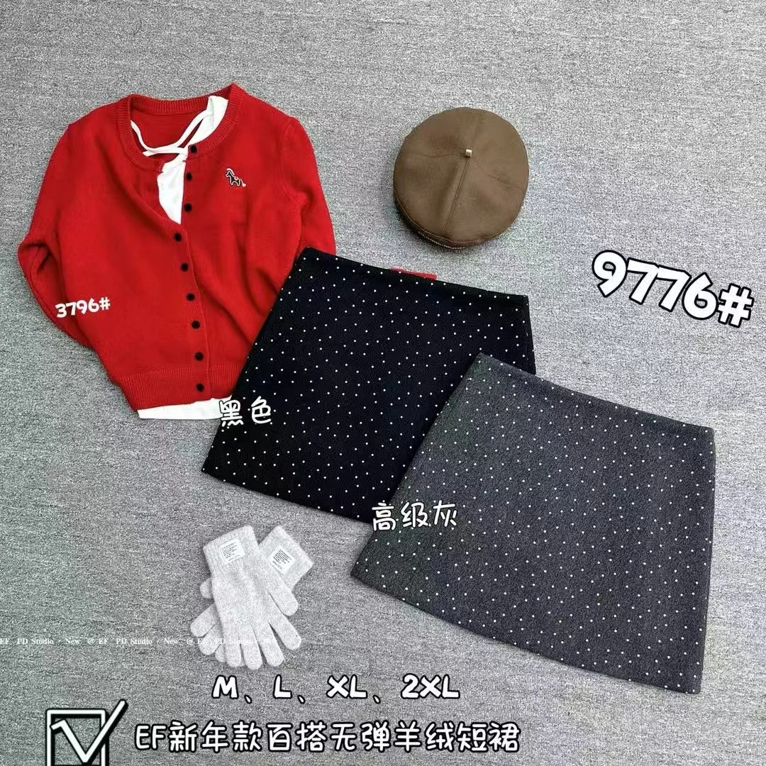 9776秋冬韩系高腰显瘦百搭波点毛呢A字短裙