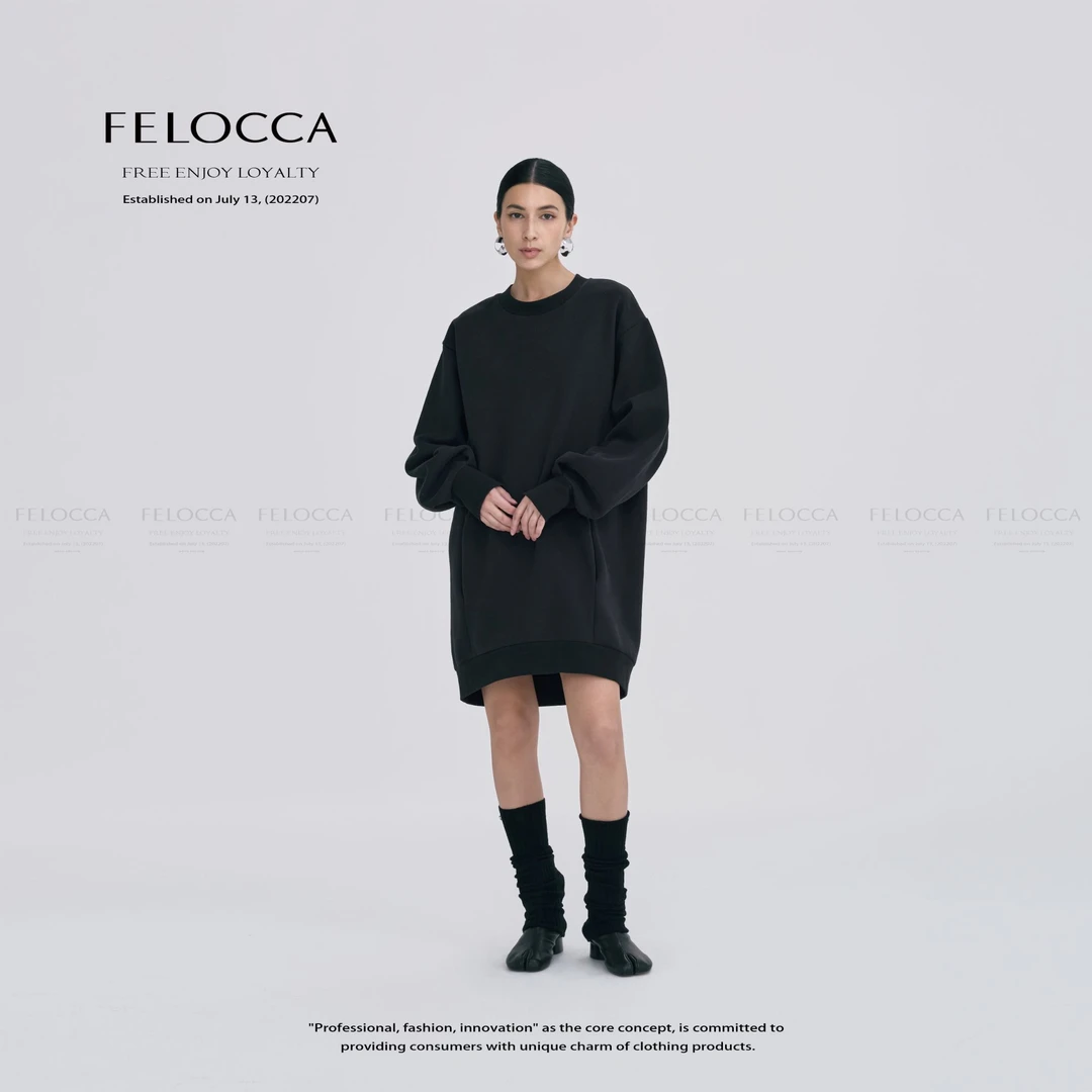 【FELOCCA】后背重工烫钻贴布袖长卫衣宽松休闲风CC2629