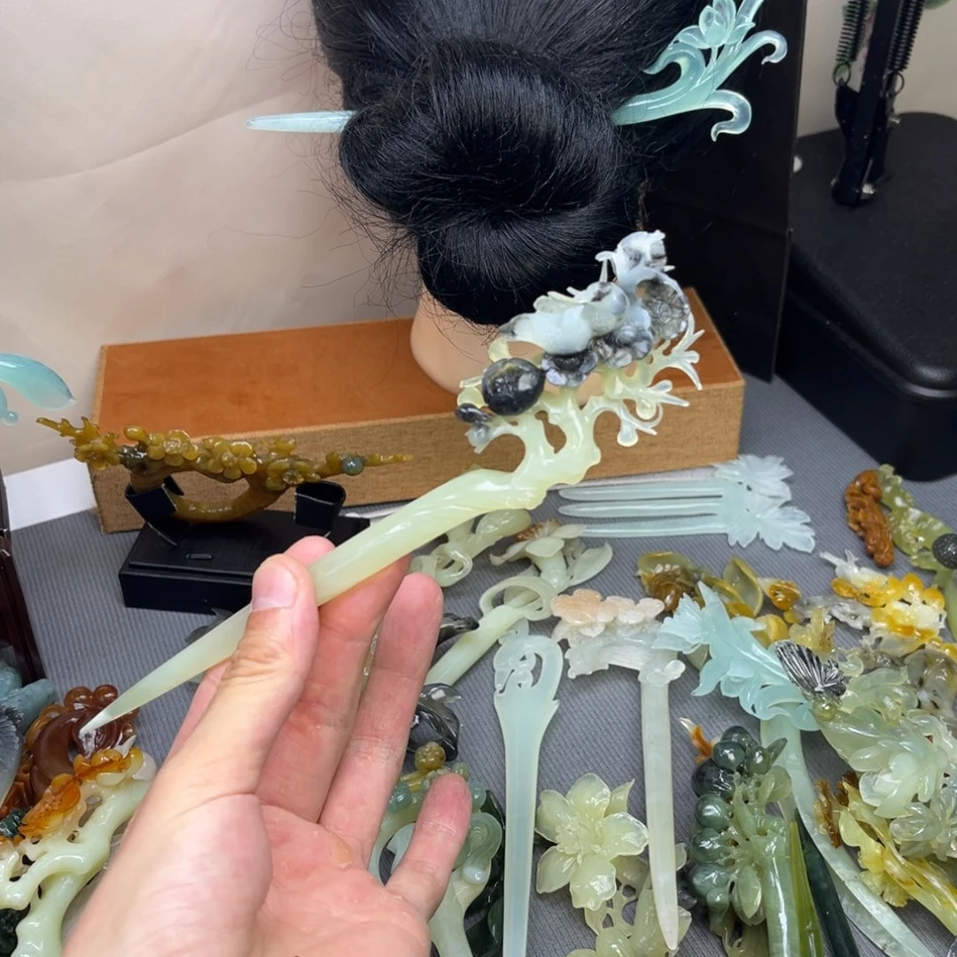 蛇纹石玉未镶嵌发饰