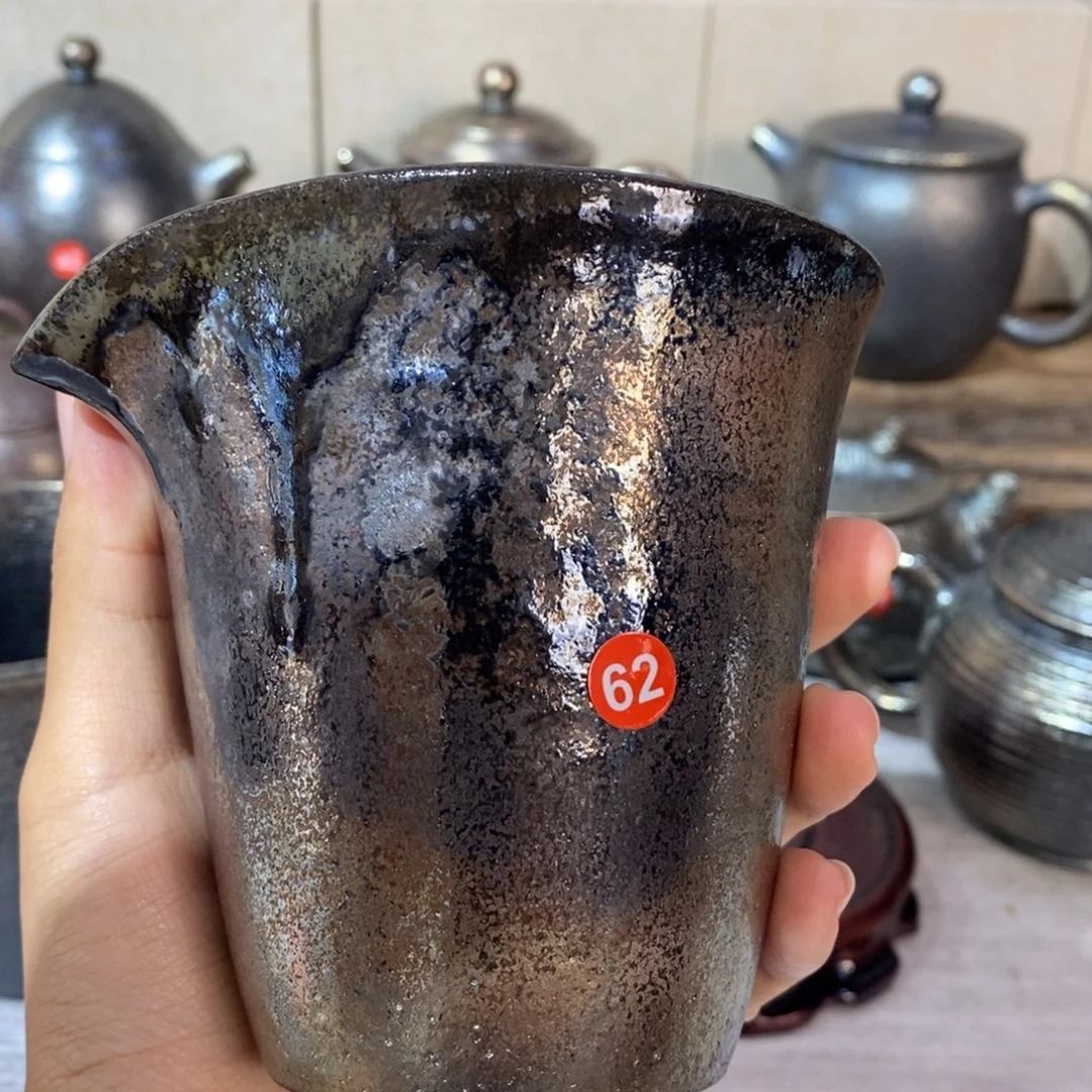 小***海云南建水县紫瑶柴烧公道杯