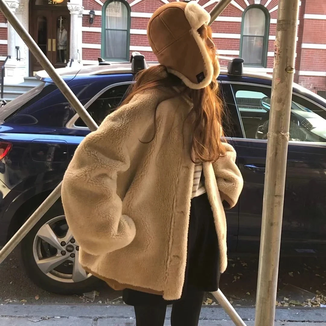 ou*ce 两面穿宽松仿羊羔毛翻领外套女2024冬季新款皮毛一体大衣